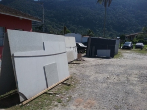 Foto de Marmoraria Vitória em Caraguatatuba, SP por Solutudo