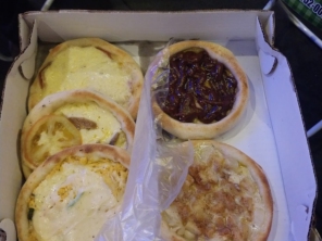 Foto de Pizzaria e Esfiharia do lago em Itápolis, SP por Solutudo