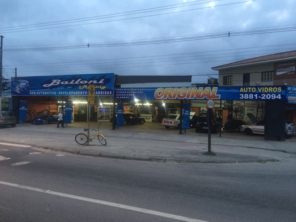 Foto de Bailoni Racing Original Auto Vidros em Caraguatatuba, SP por Solutudo
