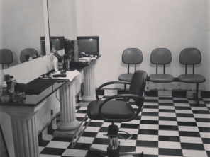Foto de Barbearia Lessa em São Roque, SP por Solutudo
