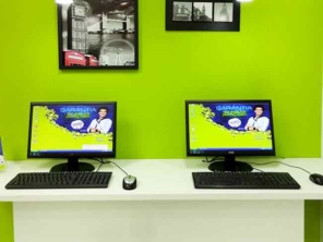 Foto de InFlux English School em Indaiatuba, SP por Solutudo