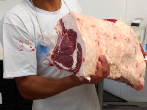 Foto de Better Beef em Botucatu, SP por Solutudo