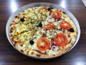 Foto de Sid Pizzaria e Esfiharia em Ourinhos, SP por Solutudo