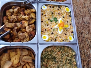 Foto de Casa da Sogra Restaurante e Marmitaria em Bauru, SP por Solutudo