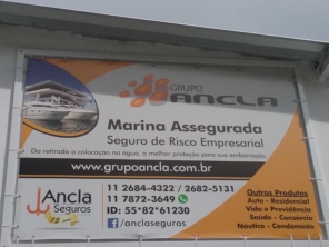 Foto de Yate Clube Martin de Sá em Caraguatatuba, SP por Solutudo