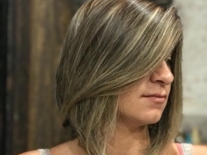 Foto de Márcia Freire Makeup Artístic Hair em Itatiba, SP por Solutudo