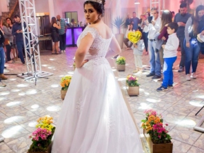 Foto de Márcia Freire Makeup Artístic Hair em Itatiba, SP por Solutudo