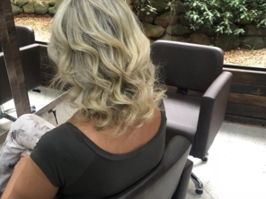 Foto de Márcia Freire Makeup Artístic Hair em Itatiba, SP por Solutudo