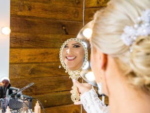 Foto de Márcia Freire Makeup Artístic Hair em Itatiba, SP por Solutudo