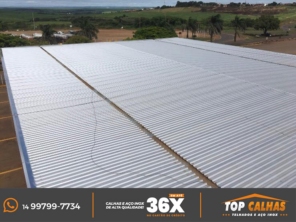 Foto de Top Calhas - Telhados e Aço Inox em Barra Bonita, SP por Solutudo