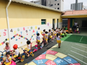 Foto de Escola de Educação Infantil Arca de Noé em Boituva, SP por Solutudo