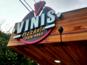 Foto de Vinis Pizzaria em Dourados, MS por Solutudo