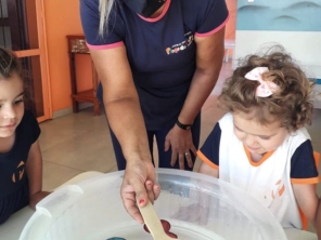 Foto de Centro de Educação Infantil Pingo de Gente em Dourados, MS por Solutudo