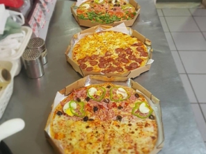 Deliciosas Pizzas - Pomodoria