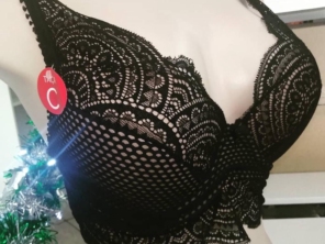 Foto de La Luna Lingerie em Jundiaí, SP por Solutudo