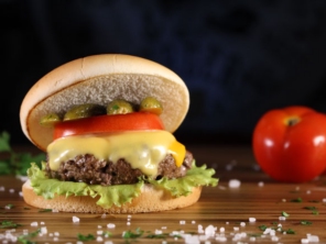 Foto de Sailor Jack Burguer em Botucatu, SP por Solutudo
