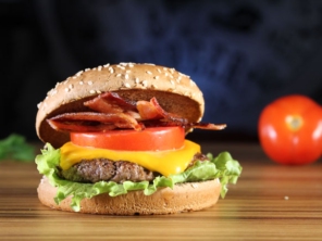 Foto de Sailor Jack Burguer em Botucatu, SP por Solutudo