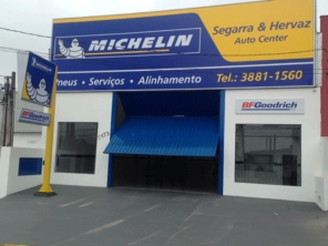 Foto de Michelin Hervaz Auto Center em Botucatu, SP por Solutudo