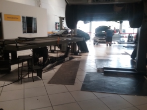 Foto de Centro Automotivo da Porto Seguro em Caraguatatuba, SP por Solutudo