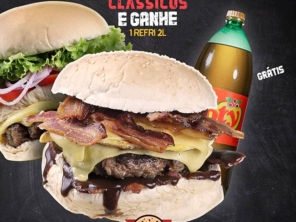Foto de Pi Lanches em Marília, SP por Solutudo