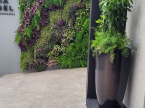 Foto de Semear Paisagismo e Jardins em Botucatu, SP por Solutudo