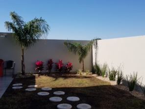 Foto de Semear Paisagismo e Jardins em Botucatu, SP por Solutudo