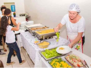 Foto de Ivani Anders Cozinheira para Festas em Marília, SP por Solutudo