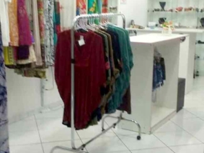 Foto de Espaço Mulher Moda Indiana em Caraguatatuba, SP por Solutudo