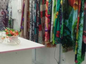 Foto de Espaço Mulher Moda Indiana em Caraguatatuba, SP por Solutudo