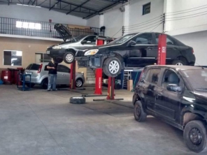 Foto de Auto Center Ideal em Bauru, SP por Solutudo