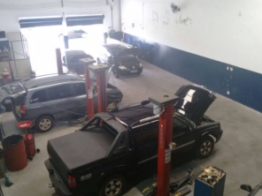 Foto de Auto Center Ideal em Bauru, SP por Solutudo