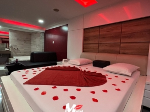 Motel Mirage
