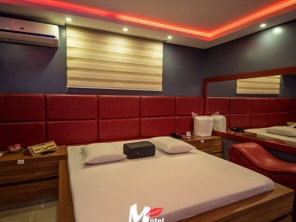 Motel Mirage