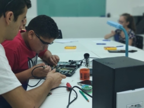Foto de Technos Multiversa - República Argentina em Foz do Iguaçu, PR por Solutudo