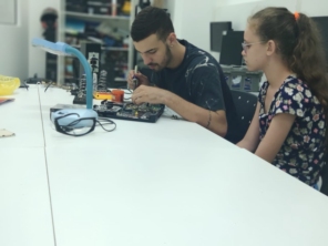 Foto de Technos Multiversa - República Argentina em Foz do Iguaçu, PR por Solutudo