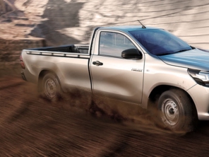 Foto de Toyota - Zeni Motors em Foz do Iguaçu, PR por Solutudo