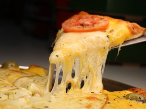 Foto de Pizzaria Beira Rio em Santa Cruz do Rio Pardo, SP por Solutudo