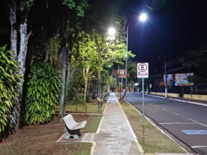 Foto de Iasnaia Lanches em Santa Cruz do Rio Pardo, SP por Solutudo