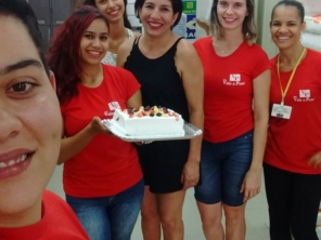A Brasileirinho Café está fazendo 2 anos de existência e quem ganha o presente é você.