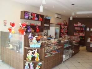 Foto de Selma Chocolates em Santa Cruz do Rio Pardo, SP por Solutudo