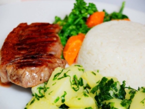 Foto de Restaurante AromaGusto em Tietê, SP por Solutudo