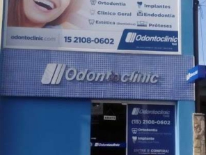Foto de Odontoclinic em Tietê, SP por Solutudo