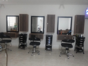 Foto de Galeria da Beleza Silvia Cabeleireira em Marília, SP por Solutudo