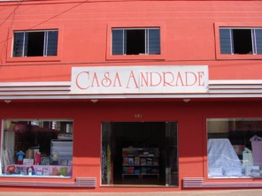 Foto de Casa Andrade em Santa Cruz do Rio Pardo, SP por Solutudo