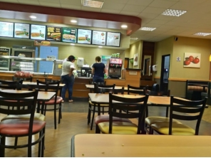 Foto de Subway em Santa Cruz do Rio Pardo, SP por Solutudo
