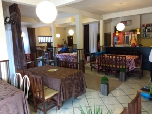 Foto de Distrito Petisqueira e Choperia em Joinville, SC por Solutudo