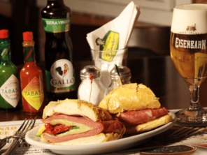 Foto de Botequim Barão em Joinville, SC por Solutudo