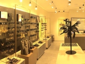Foto de Morana - Shopping Mueller em Joinville, SC por Solutudo