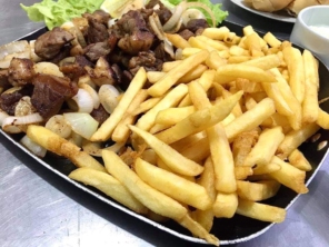 Foto de Sabor da Tilápia em Santa Cruz do Rio Pardo, SP por Solutudo