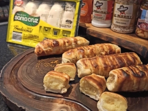 Foto de PÃO DE ALHO SANTA CRUZ em Santa Cruz do Rio Pardo, SP por Solutudo